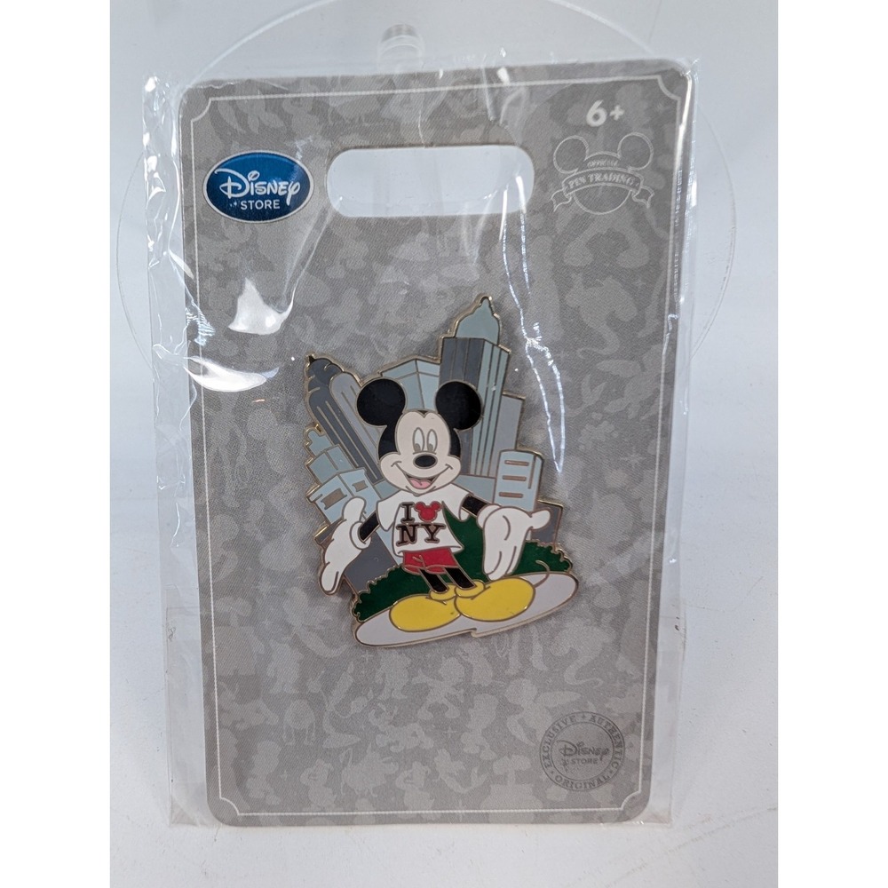 Disney Store Mickey Mouse Wearing‎ I Love (Heart) NY T-shirt in NYC Trading Pin